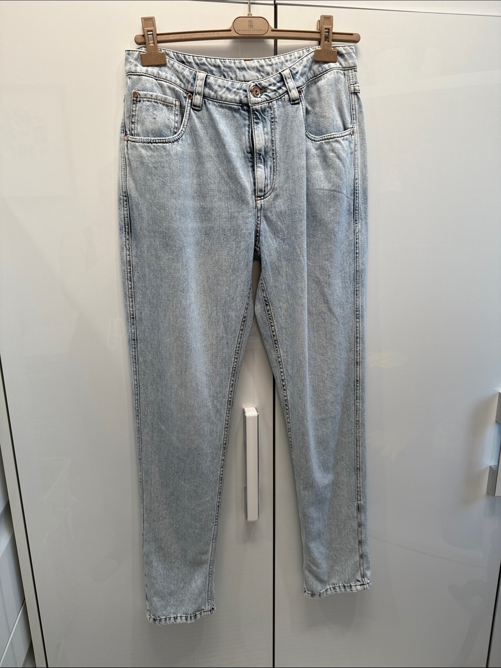 Brunello Cucinelli Light Wash women Jeans - The Straight Leg  Fit. Mid Rise
